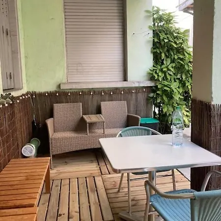 Chachacha De Charme, Calme,balcon 5pers 4etoiles, Patio مُلووز