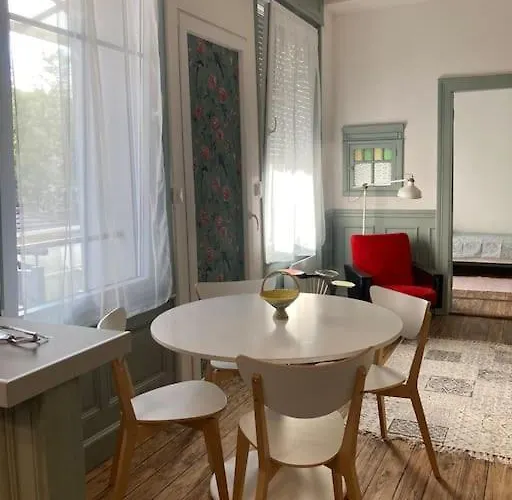 Lägenhet Chachacha De Charme, Calme,balcon 5pers 4etoiles, Patio