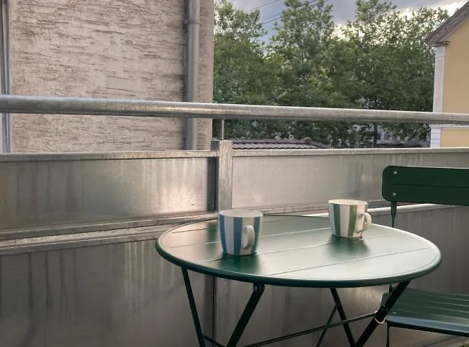 Chachacha De Charme, Calme,balcon 5pers 4etoiles, Patio Lägenhet